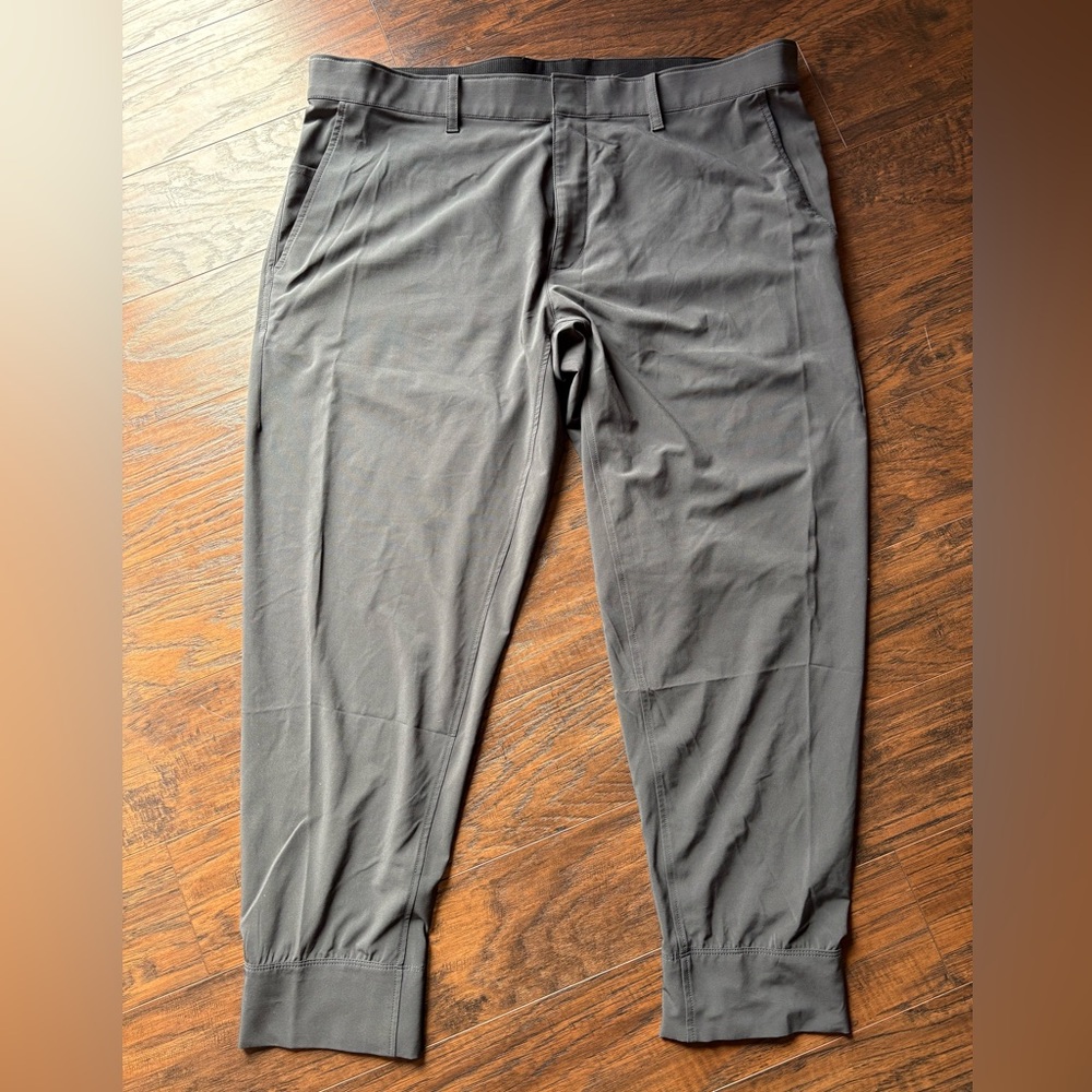 Nike Men's Charcoal golf pants